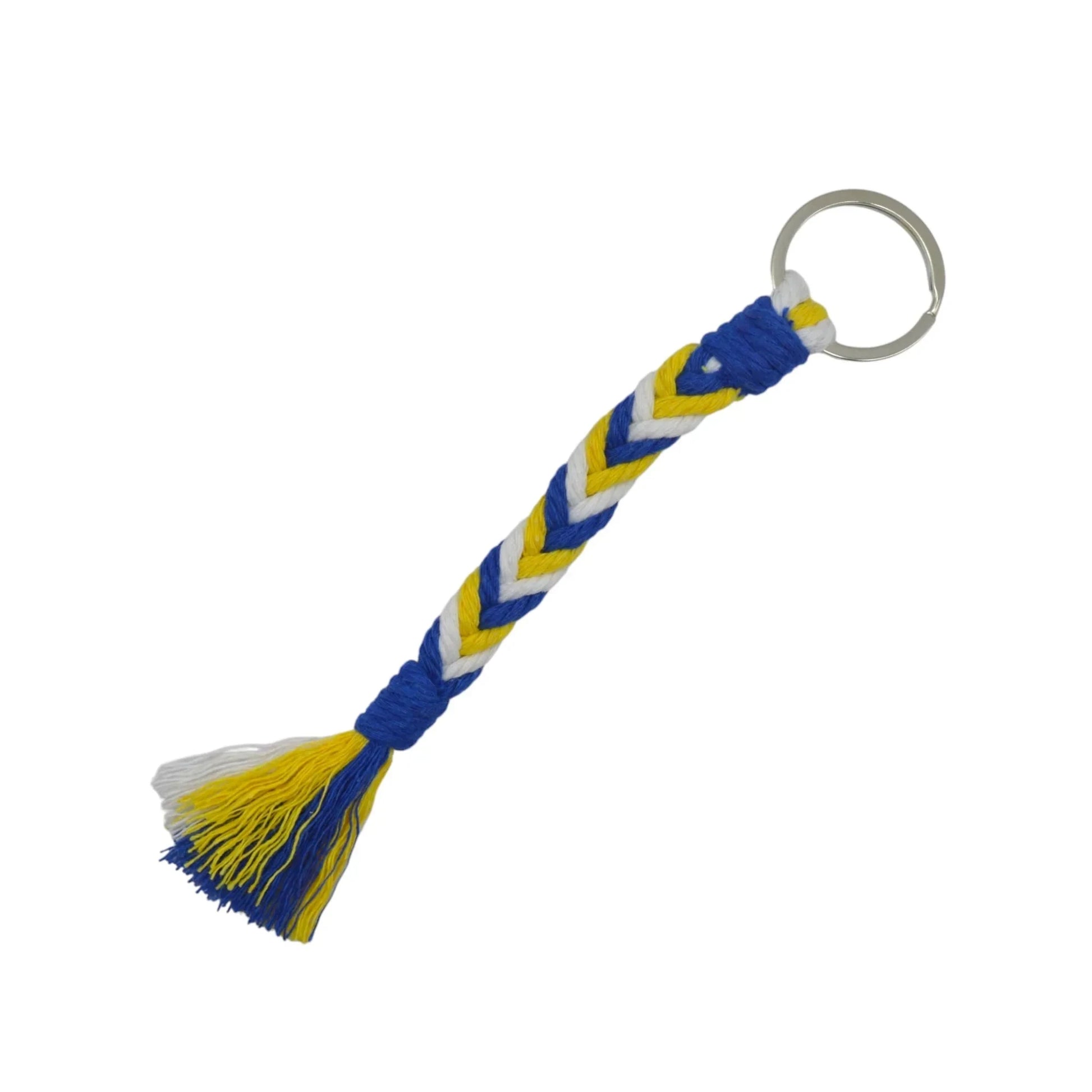 Siacase Makramee-Schlüsselanhänger in Blau, Gelb und Weiß mit geflochtenem Design und dekorativer Quaste.